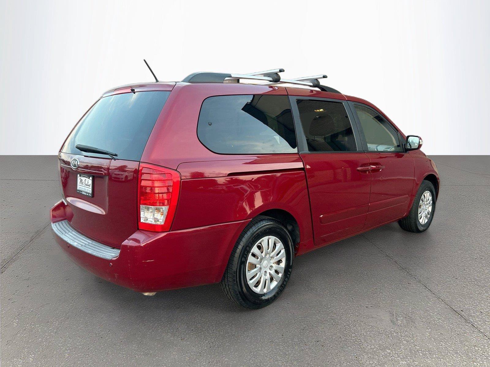 Used 2012 Kia Sedona LX FWD image 4