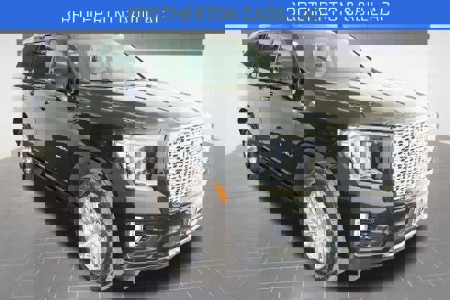 Used 2023 GMC Yukon Denali image 10