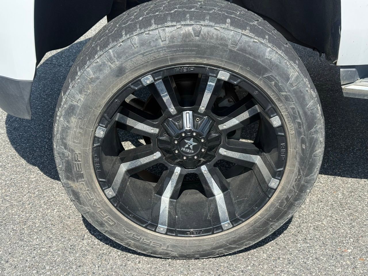 Used 2019 GMC Yukon SLT image 10
