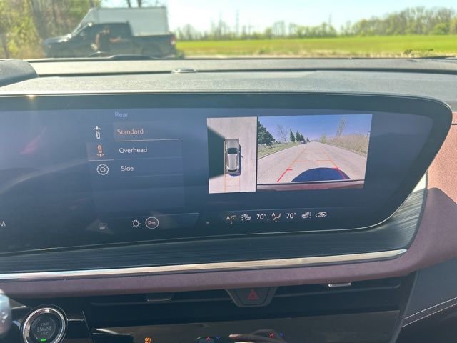 Used 2024 Buick Envision Sport Touring AWD/4WD image 13