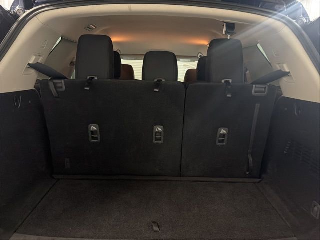 Used 2024 Nissan Pathfinder SV FWD image 23