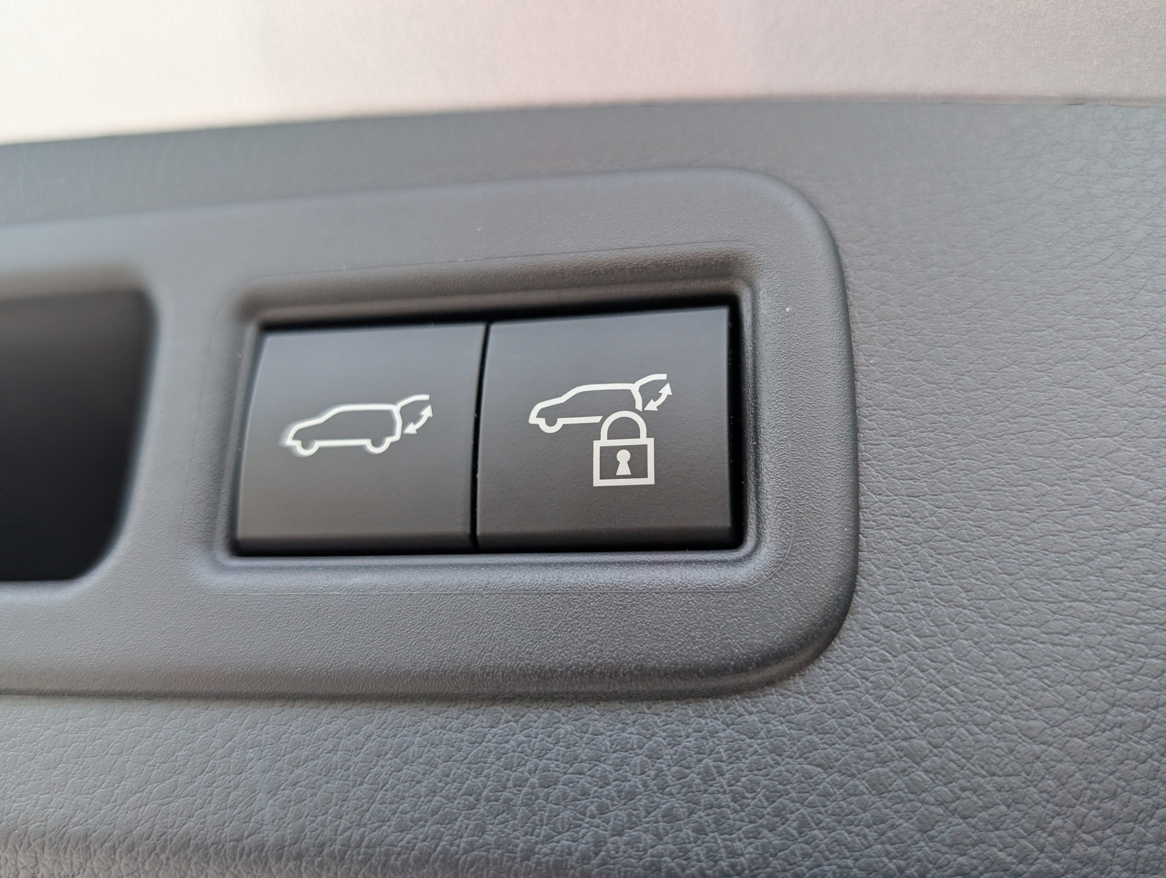 Certified 2024 Lexus RX 500h F Sport AWD/4WD image 15