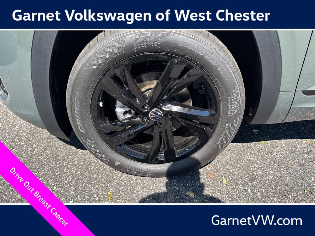 New 2026 Volkswagen Atlas Cross Sport SEL R-Line AWD/4WD image 10