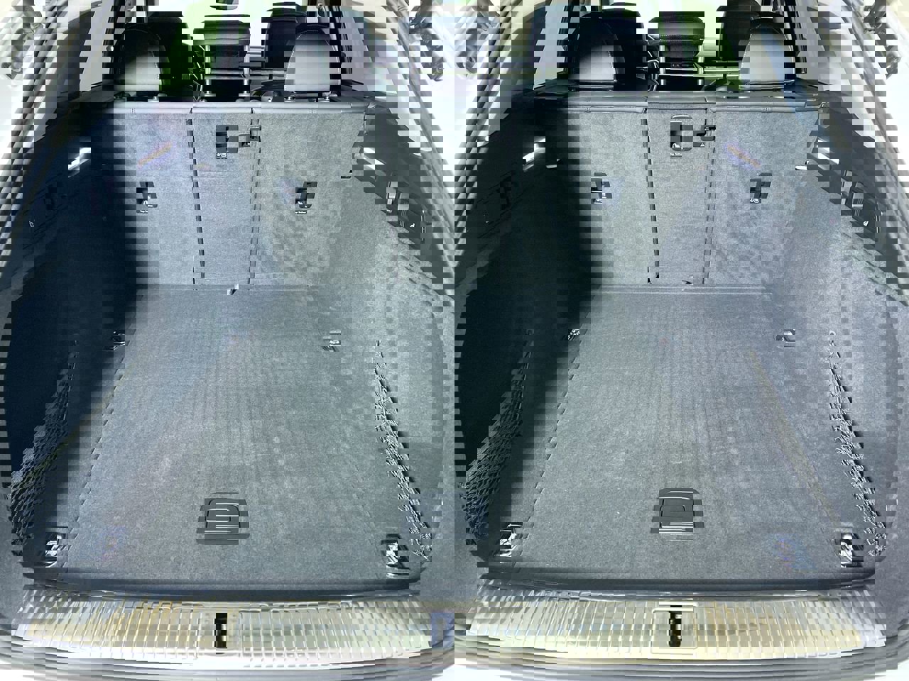 Certified 2022 Audi e-tron Premium w/ Convenience Plus Package image 35