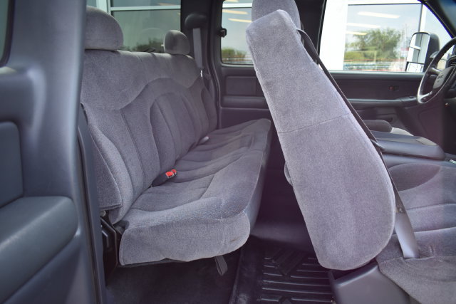 Used 2001 GMC Sierra 2500 4x4 Extended Cab HD w/ Convenience Plus Group image 30