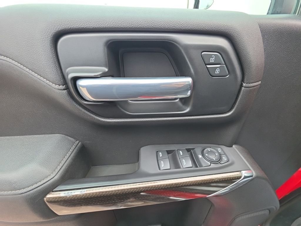 Used 2021 Chevrolet Silverado 1500 RST image 17