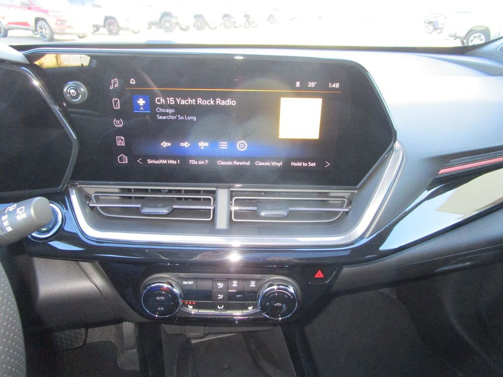 New 2026 Chevrolet Trax RS w/ Sunroof Package image 31