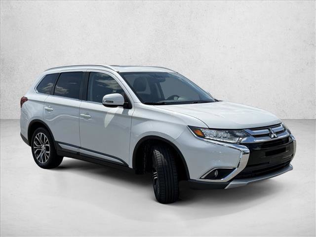 Used 2017 Mitsubishi Outlander SEL FWD image 3