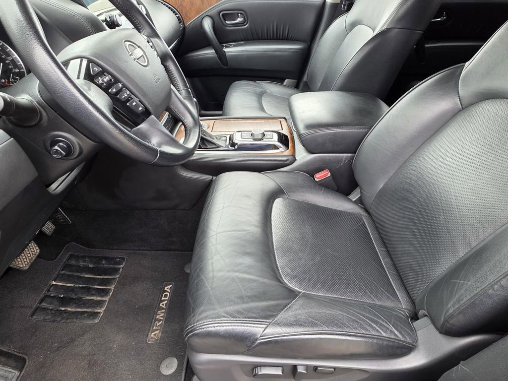 Used 2024 Nissan Armada SL w/ Captain's Chairs Package image 7
