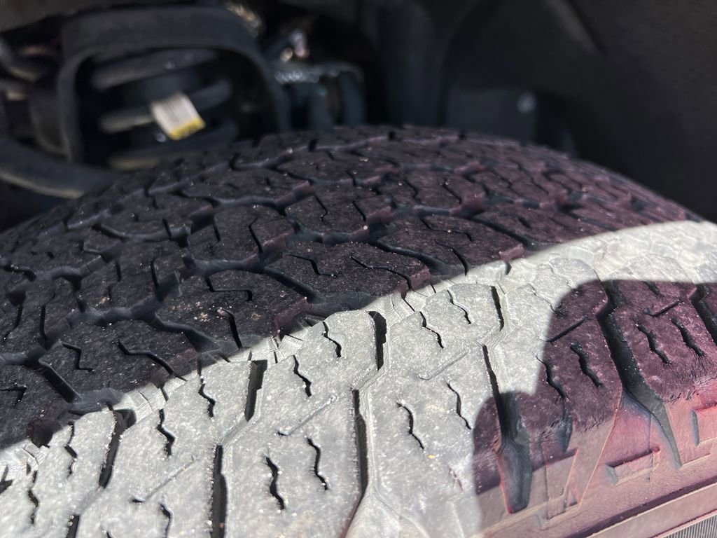 Used 2022 Chevrolet Colorado Z71 image 30