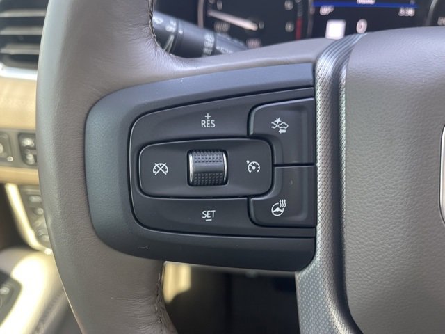 Used 2021 GMC Yukon Denali w/ Denali Premium Package image 22