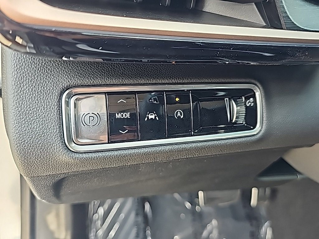 New 2025 Buick Envision Sport Touring image 17