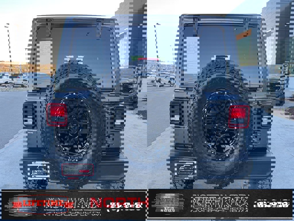 Used 2025 Jeep Wrangler Sport S image 20