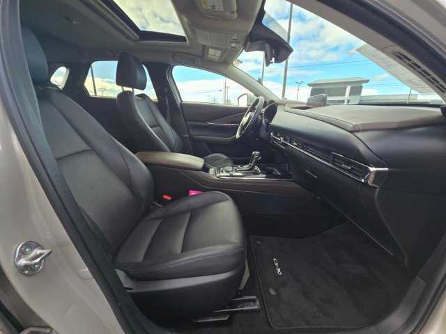 Used 2022 MAZDA CX-30 AWD 2.5 S w/ Premium Package image 12
