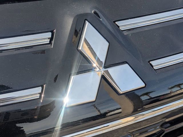 New 2026 Mitsubishi Outlander SE FWD image 14