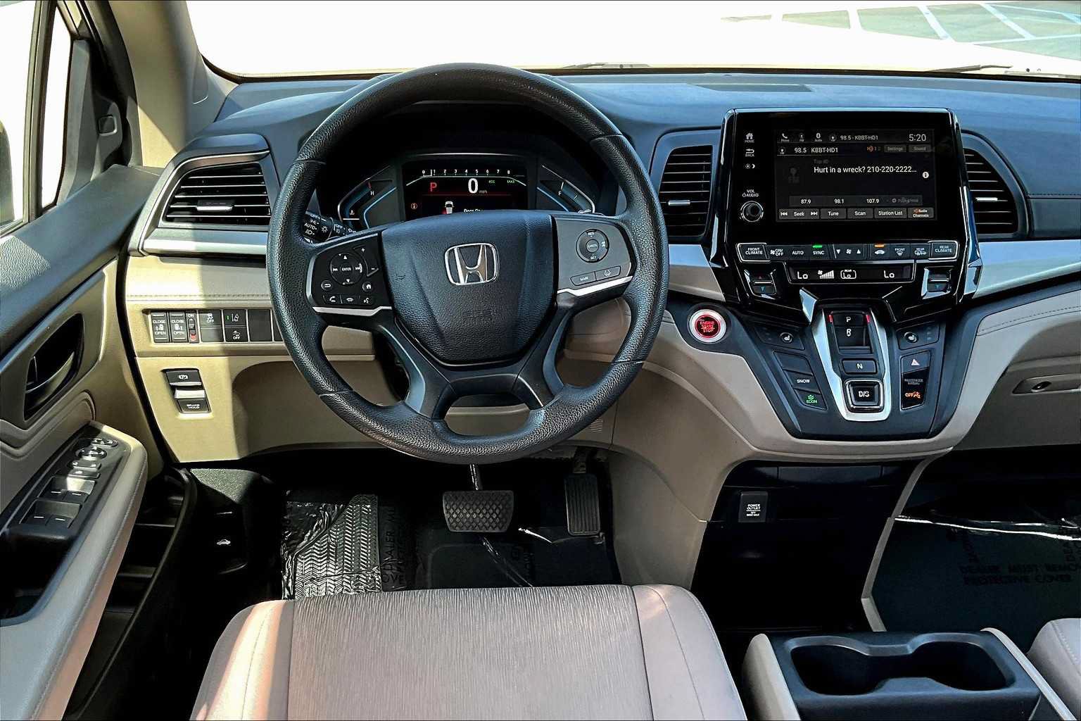 Used 2018 Honda Odyssey EX image 5