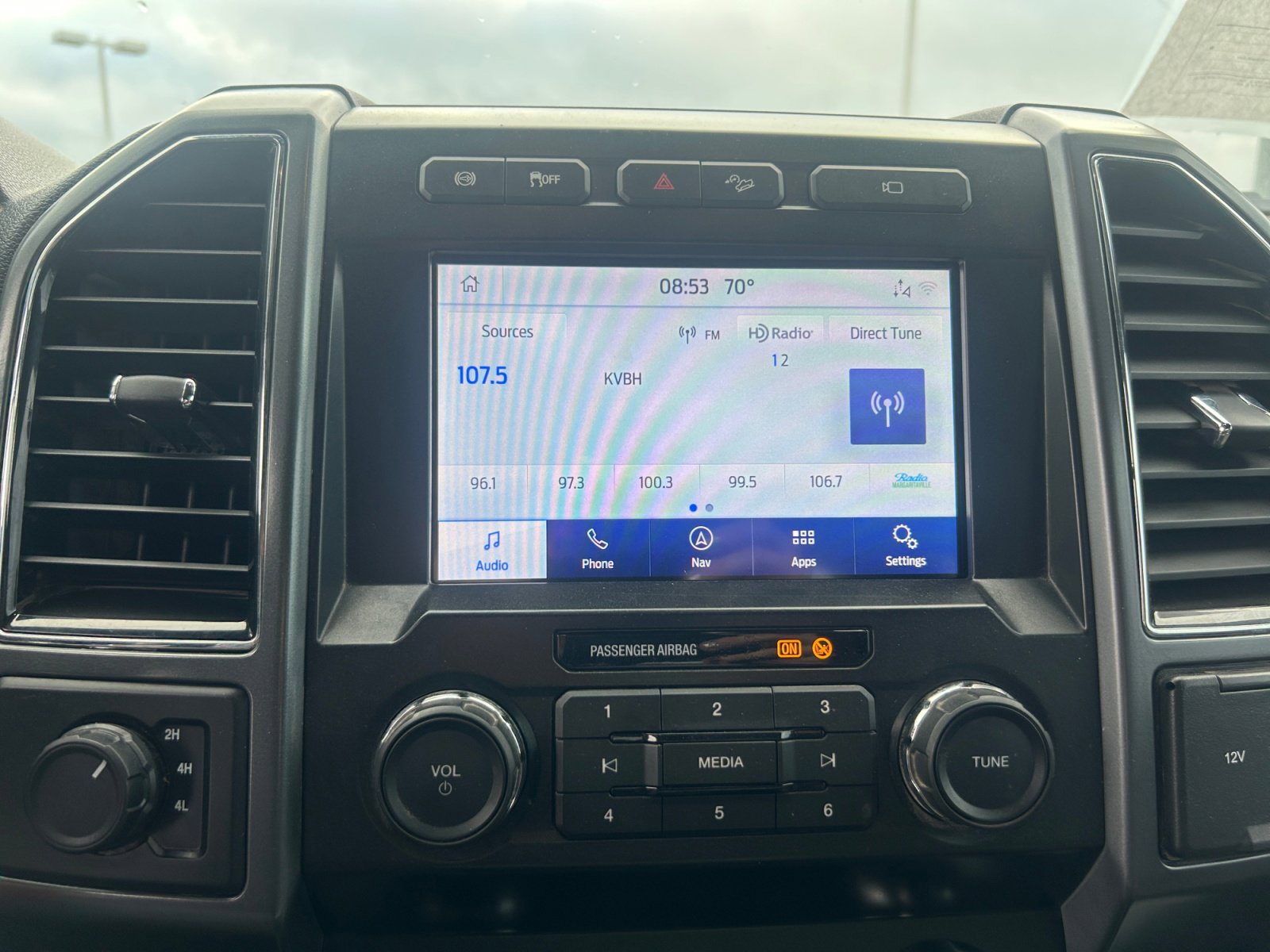 Used 2022 Ford F450 XLT w/ XLT Premium Package image 15