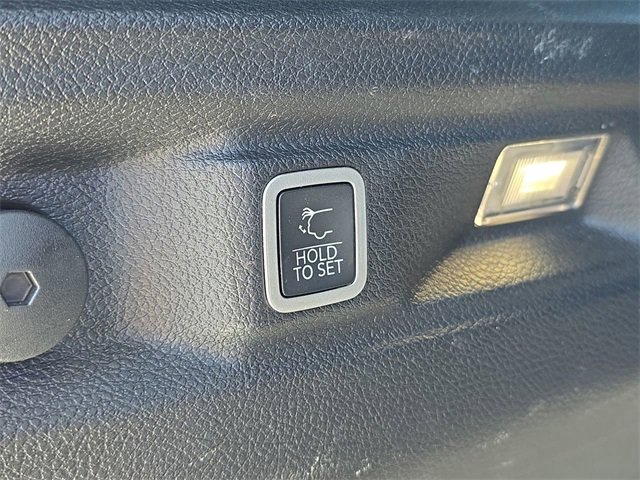 Used 2021 Jeep Grand Cherokee L Limited image 9