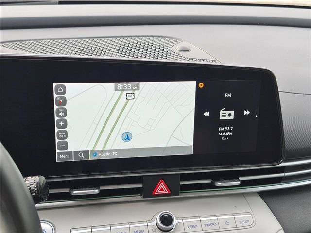 Used 2025 Hyundai Elantra Limited FWD image 14