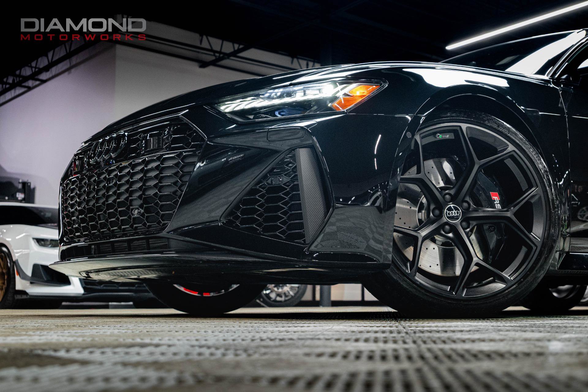 Used 2024 Audi RS 6 performance image 5