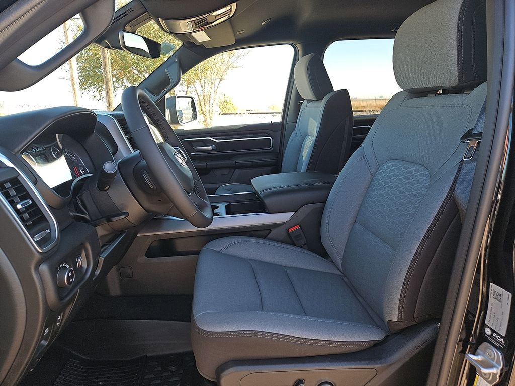 New 2026 RAM 1500 Big Horn AWD/4WD image 15