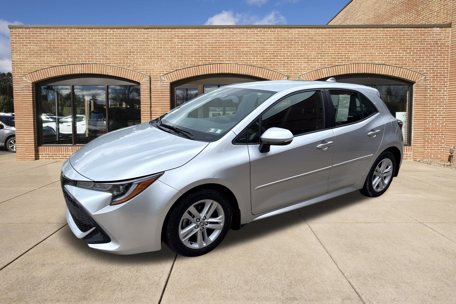 Used 2019 Toyota Corolla SE w/ SE Option Package FWD image 8