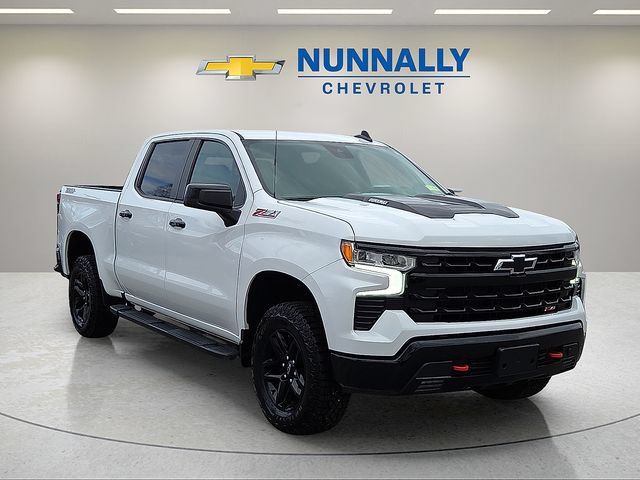 Used 2023 Chevrolet Silverado 1500 LT Trail Boss w/ Convenience Package II AWD/4WD image 7