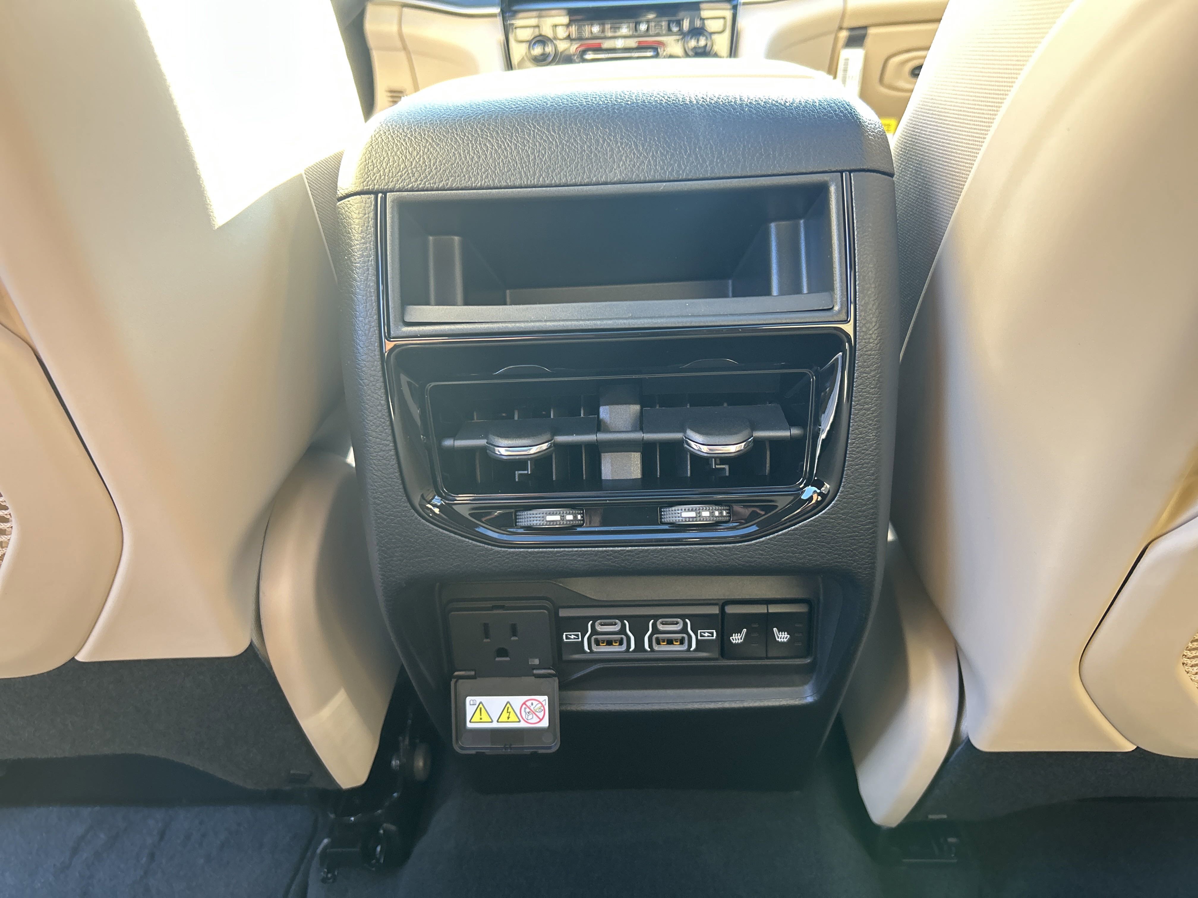 New 2025 Jeep Grand Cherokee Limited w/ Luxury Tech Group II image 54