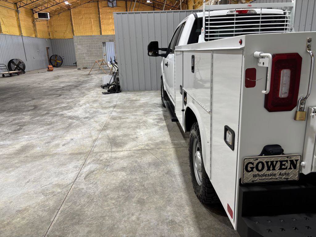 Used 2022 Ford F250 XL w/ Power Equipment Group AWD/4WD image 9
