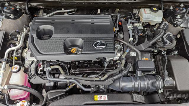 Used 2023 Lexus ES 300h w/ Premium Package image 29