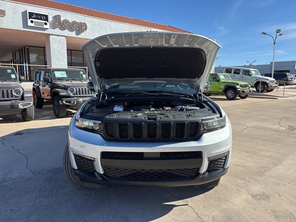 New 2025 Jeep Grand Cherokee L Limited w/ Black Appearance Package image 52