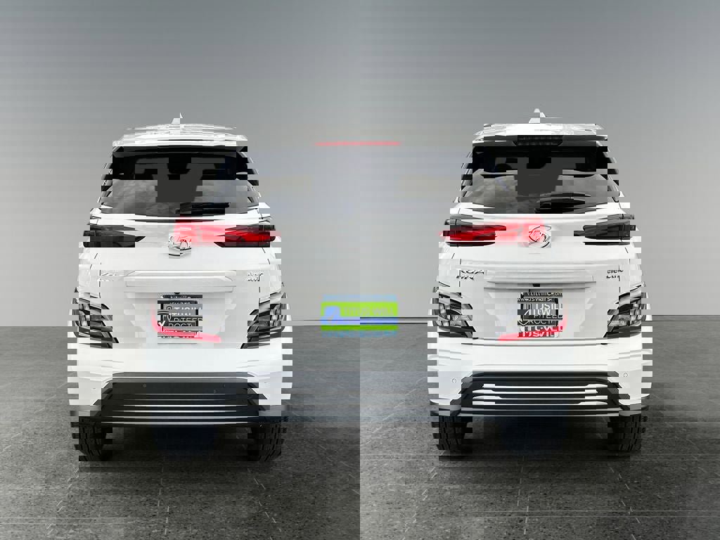 Used 2023 Hyundai Kona Limited w/ Cargo Package image 6