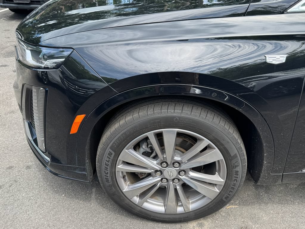 Used 2023 Cadillac XT6 Premium Luxury AWD/4WD image 9