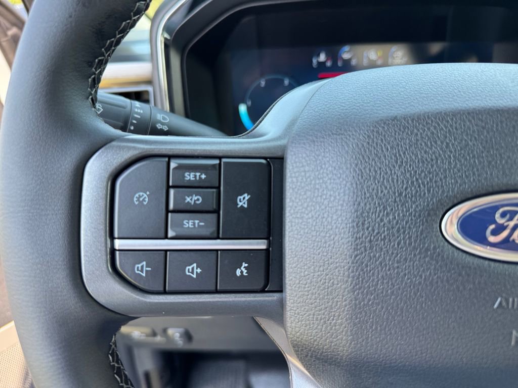 New 2026 Ford F250 Lariat image 26
