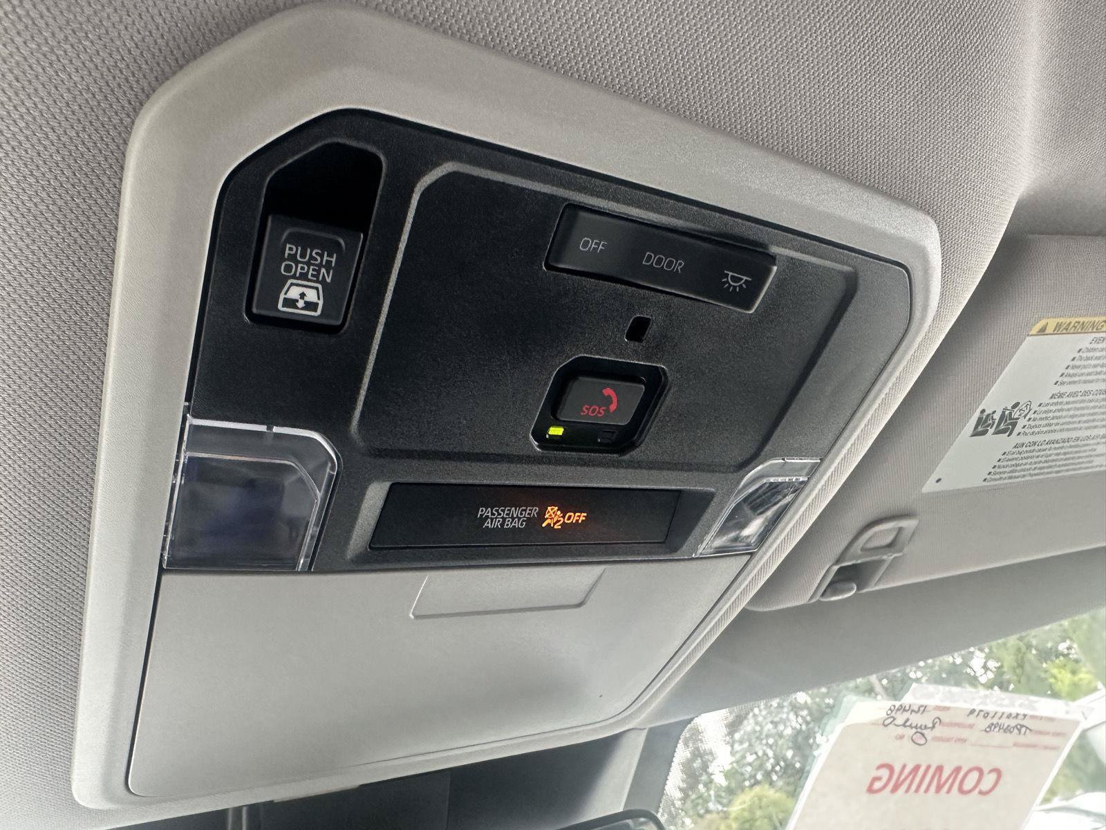 Used 2023 Toyota Tundra Limited AWD/4WD image 14