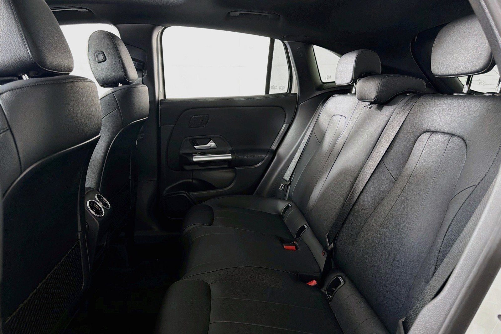 New 2026 Mercedes-Benz GLA 250 image 14