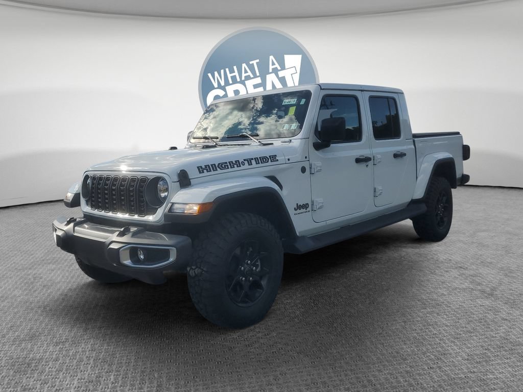 Used 2025 Jeep Gladiator Mojave AWD/4WD image 8
