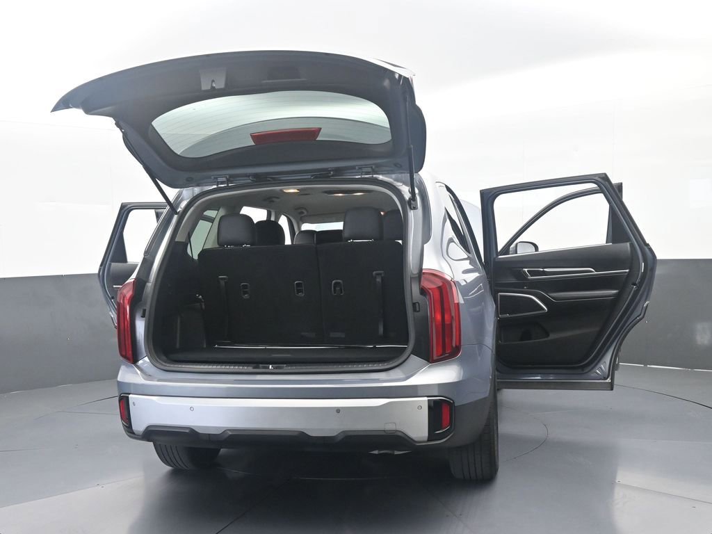 Used 2024 Kia Telluride LX FWD image 76