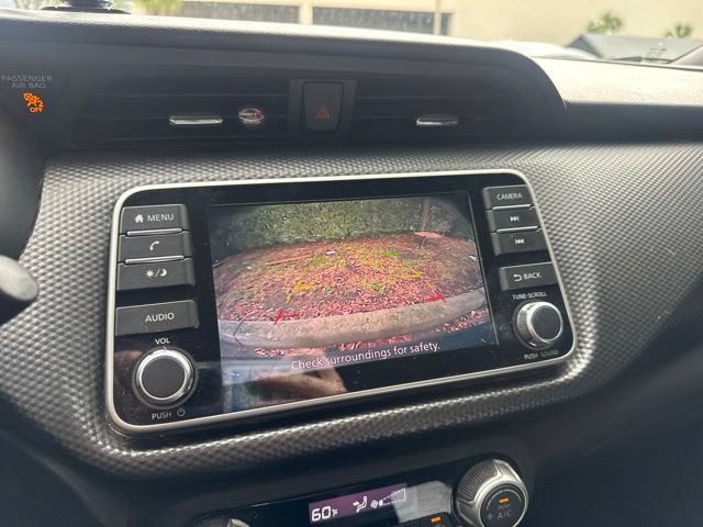 Used 2018 Nissan Kicks SV FWD image 19