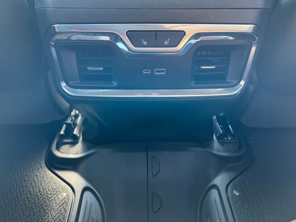 Used 2024 GMC Sierra 2500 Denali Ultimate image 25