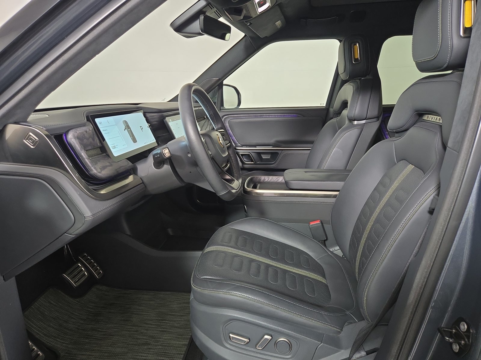 Used 2022 Rivian R1S Launch Edition Quad AWD/4WD image 20