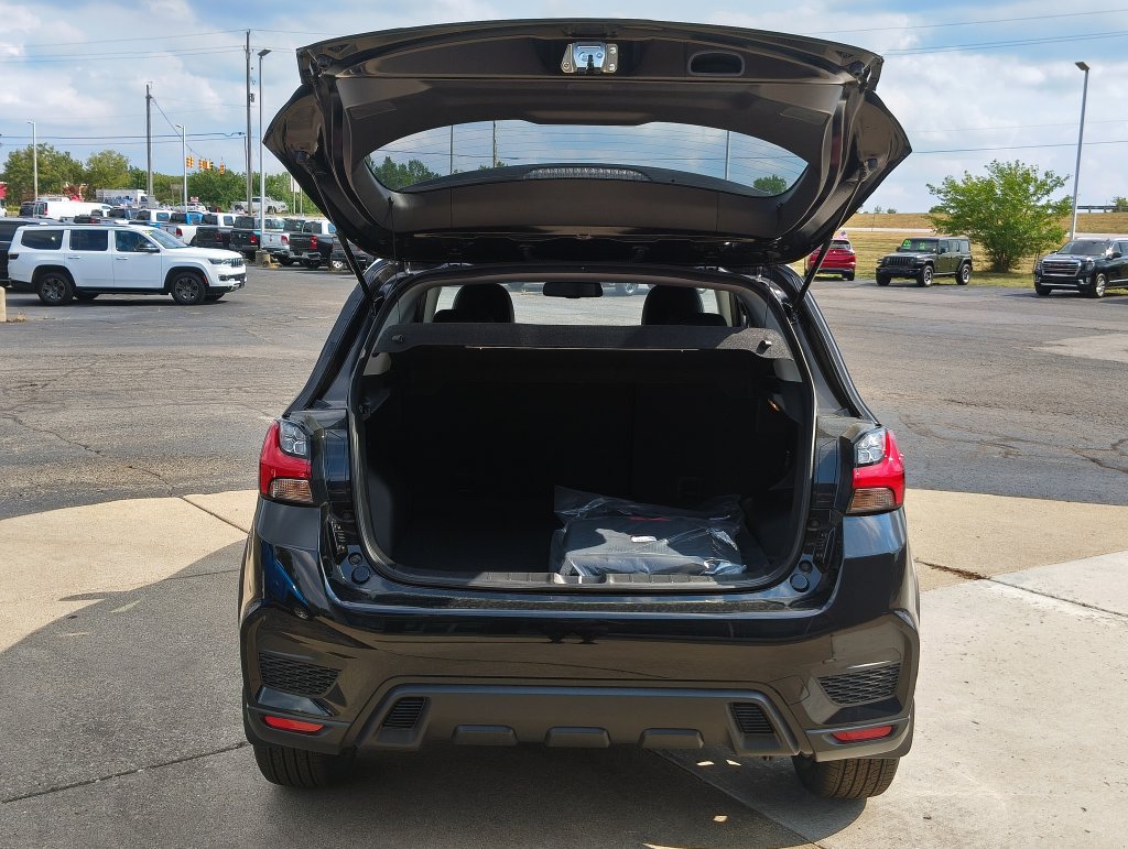 New 2026 Mitsubishi Outlander Sport SE AWD/4WD image 15