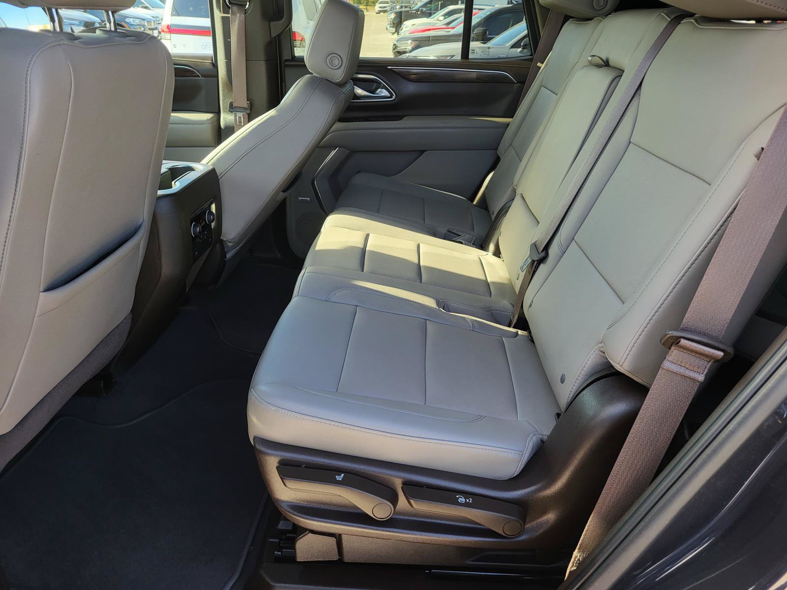 Used 2023 Chevrolet Tahoe LT AWD/4WD image 12