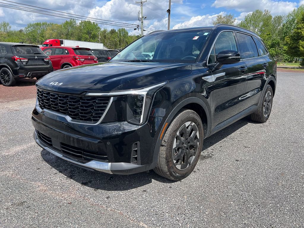 Used 2024 Kia Sorento S