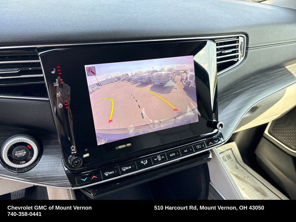 Used 2023 Jeep Wagoneer L Series II AWD/4WD image 23