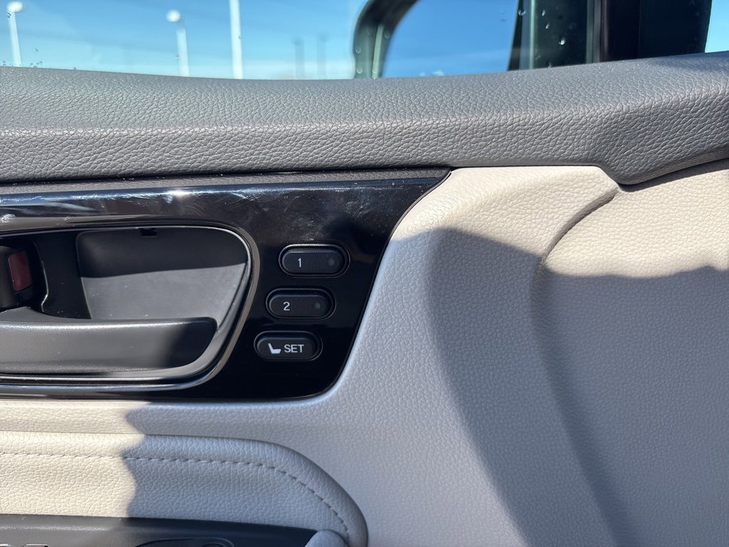 Certified 2026 Honda Odyssey Touring image 10
