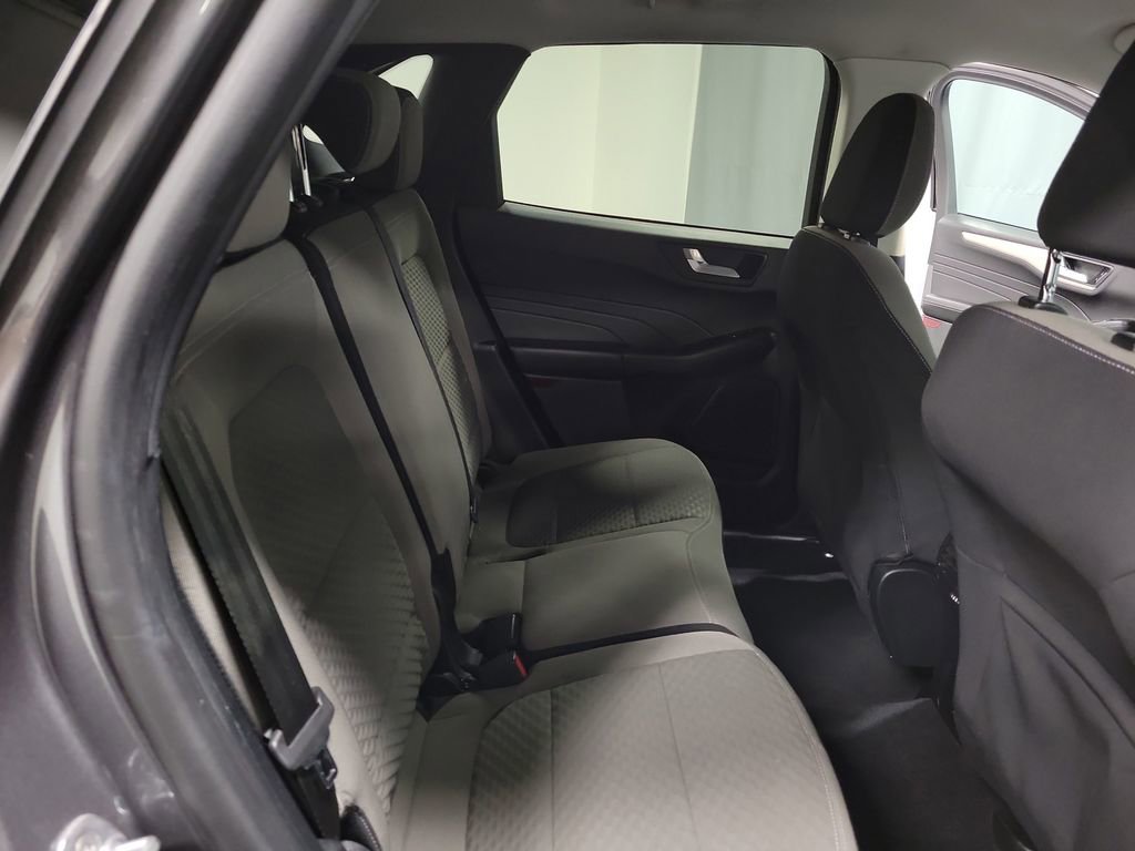 Used 2021 Ford Escape SE image 21