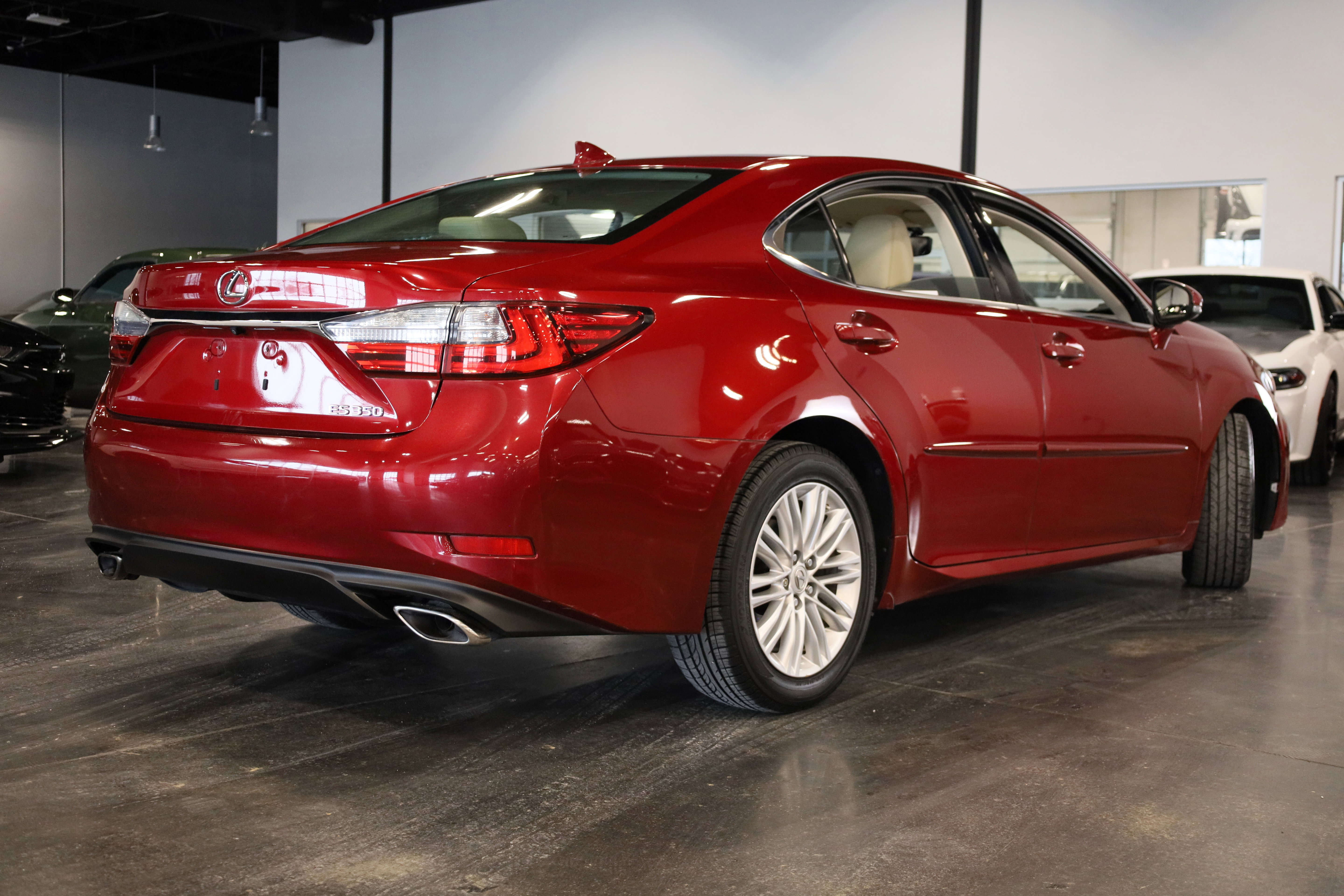 Used 2016 Lexus ES 350 image 6