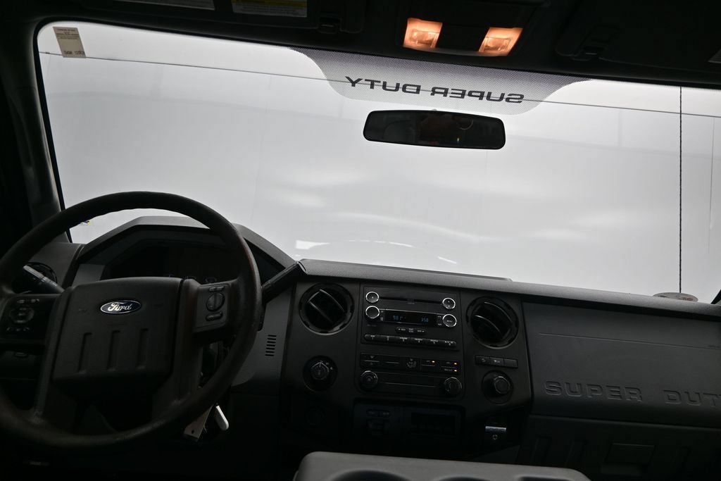 Used 2016 Ford F250 XL w/ XL Appearance Package AWD/4WD image 18