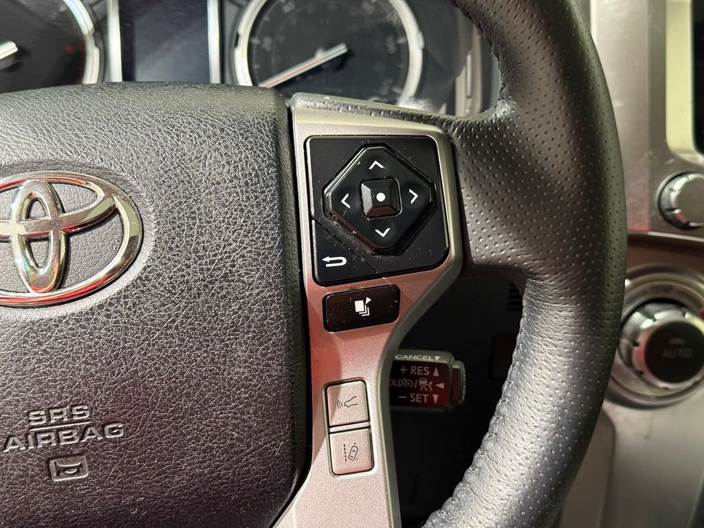 Used 2020 Toyota 4Runner Limited AWD/4WD image 26